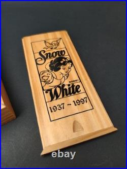 1997 Disneyland Cast Member Snow White/Bluebird 60th Anniversary Watch #067/200