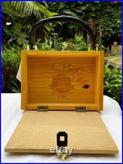 2005 Disneyland 50TH Anniversary SHAG Frontierland Wooden Cigar Box Purse NWT