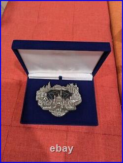 D23 EXPO 2015 PIN DISNEYLAND 60, DIAMOND CELEBRATION LE of 300, RARE. NWT, NIB