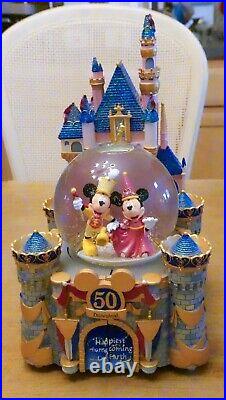 Disney Collectors RARE Disneyland 50th Anniversary Musical Castle Snow globe