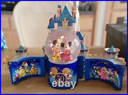 Disney Collectors RARE Disneyland 50th Anniversary Musical Castle Snow globe