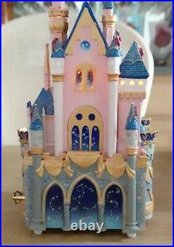 Disney Collectors RARE Disneyland 50th Anniversary Musical Castle Snow globe