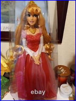 Disney Parks Disneyland 60th Anniversary Pink Aurora Limited Edition Doll