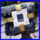 Disney_Parks_Disneyland_Paris_30th_Anniversary_DLP_Castle_Throw_Blanket_NWT_01_gr