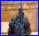 Disney_shanghai_disneyland_5th_anniversary_castle_statue_Limited_edition_of_500_01_vdj