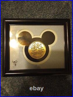 Disneyland 35th Anniversary Commemorative Limited Edition 1 Oz Silver/24k Coin