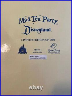 Disneyland 50th Anniversary Alice in Wonderland tea cups set LE 1500 Rare