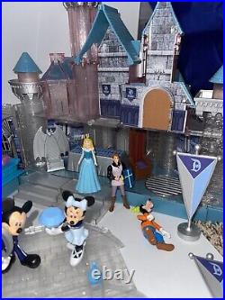 Disneyland 60th Diamond Anniversary Sleeping Beauty Castle Light Up Playset