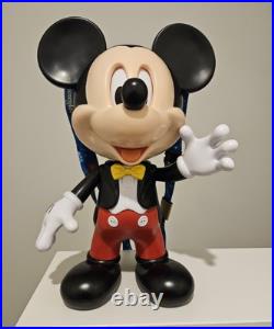 Disneyland 70th Anniversary Mickey Mouse Talks, Move & Blinks Popcorn Bucket Disneyland 70th Anniversary Mickey Mouse Talks, Move & Blinks Popcorn Bucket