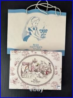 Disneyland Club 33 75th Anniversary Alice In Wonderland Apron NIB with Gift Bag