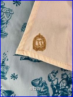 Disneyland Club 33 75th Anniversary Alice In Wonderland Apron NIB with Gift Bag