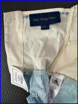 Disneyland Club 33 75th Anniversary Alice In Wonderland Apron NIB with Gift Bag