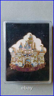 Disneyland DLR 50th Anniversary Pin Cast Exclusive Jumbo Jeweled PinPics40074