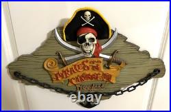 Disneyland anniversary Pirates Of The Caribbean Wall Plaque. LE #21/500! MINT