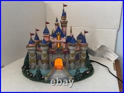 Limited EditionCalifornia Disneyland 50th Anniversary Light Up Figure Exc Cond Limited EditionCalifornia Disneyland 50th Anniversary Light Up Figure Exc Cond