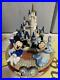 Tokyo_Disneyland_20th_Anniversary_Figurine_Mickey_Minnie_Cinderella_Castle_01_cz