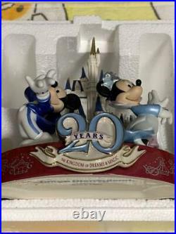 Tokyo Disneyland 20th Anniversary Figurine Mickey & Minnie Cinderella Castle