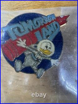 Vintage 1985 Disneyland 30th Anniversary Complete 8 Pin Set Sealed Lands