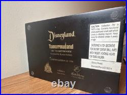 WDCC DISNEY DISNEYLAND 50th ANNIVERSARY TOMORROWLAND 1967 TICKET BOOTH LE 1500 WDCC DISNEY DISNEYLAND 50th ANNIVERSARY TOMORROWLAND 1967 TICKET BOOTH LE 1500